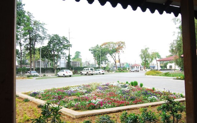 Chanakya BNR Hotel