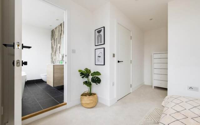 The Brighton Nook - Captivating 2bdr With Parking