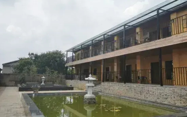 Zhiqing Hostel