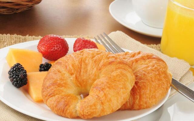 Rodeway Inn & Suites Sidney Historic Downtown I-80