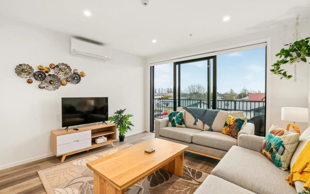 Barbadoes Beauty - Christchurch Holiday Apartment