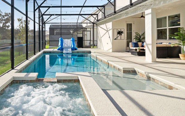 Upstay - 31-guest Home w Pool-hot Tub-cinema-games