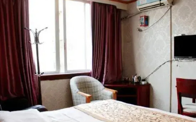 Jinyan Hotel