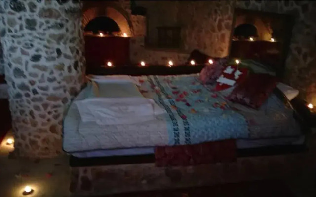 Mariat Hotel
