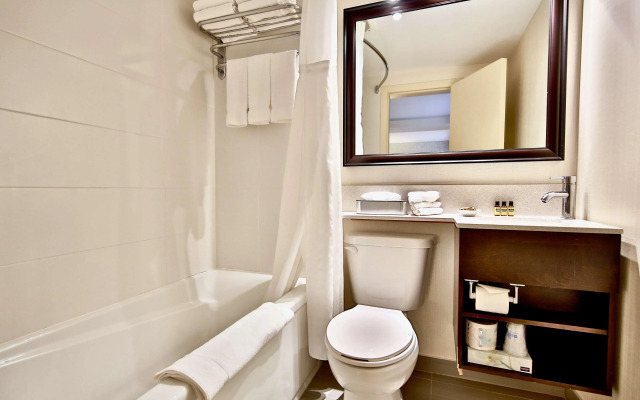 Best Western Plus Montreal Downtown-Hotel Europa