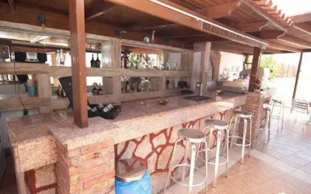 Ionikos Hotel
