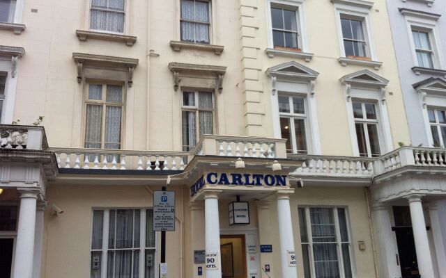 Carlton Hotel