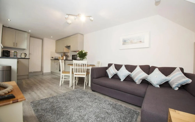 Malt Cottage Sleeps4-patio-petsok-parking