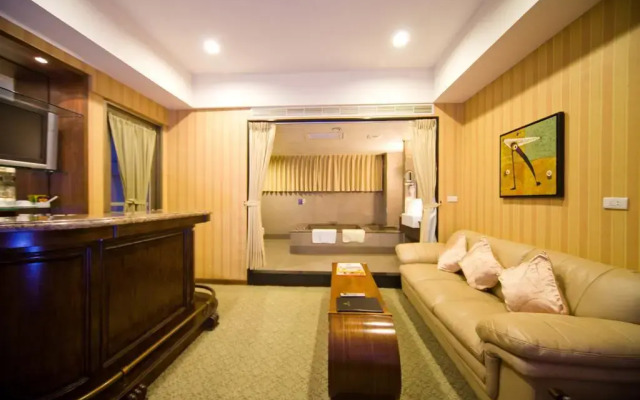 Resort One Hotel