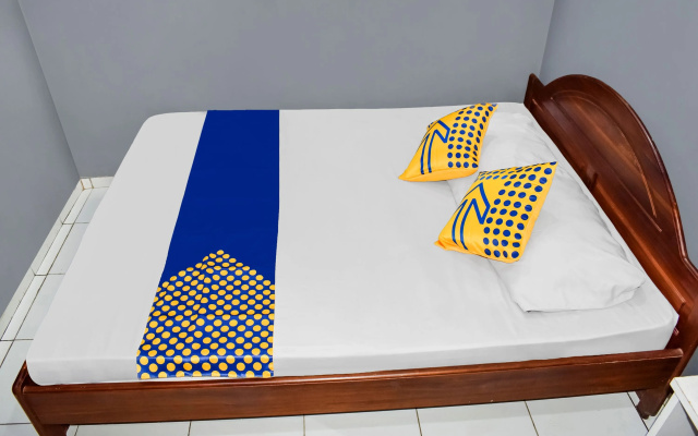 Hotel O Penginapan Widodo – Guest Rooms – Sumber Sari