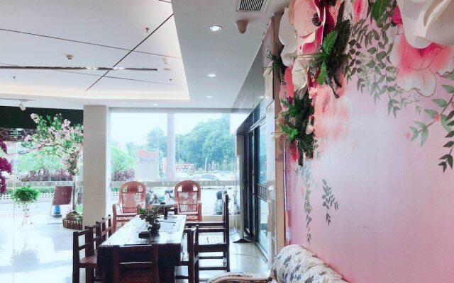 Shishi Xing Du Hua Du Hotel