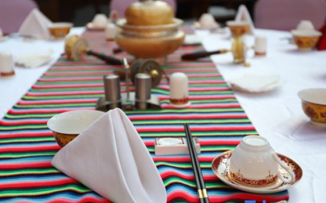 Shangri-La 5th Meteorite Light Year Hotel (Dukezong Ancient City Shop) – Meal – Shangri-La
