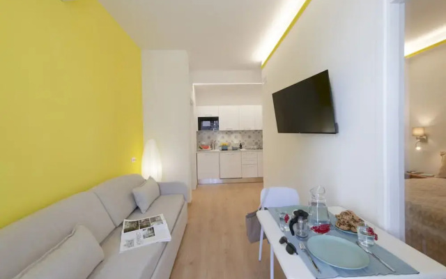 Suite Nerano - In the Center of Maiori a few Steps From the sea