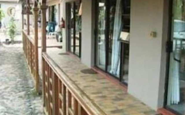 At Eezzze Riversway Self Catering