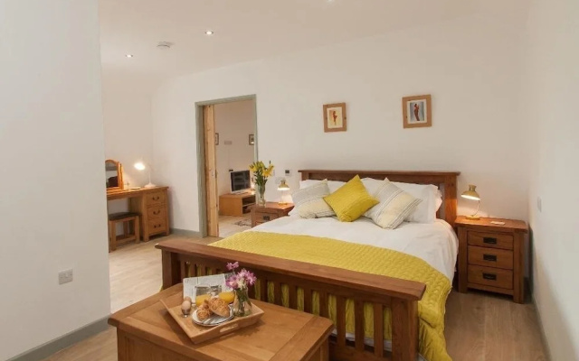 Fritillary Cottage