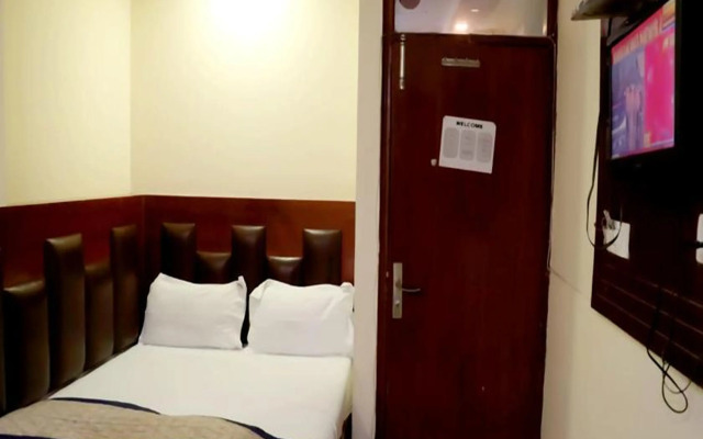 Hotel Prem Deluxe Guest House