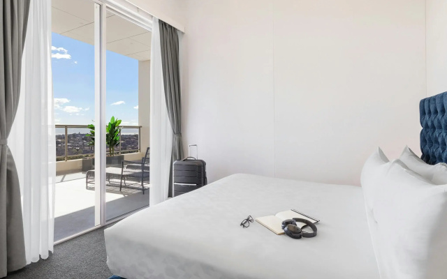Meriton Suites Bondi Junction