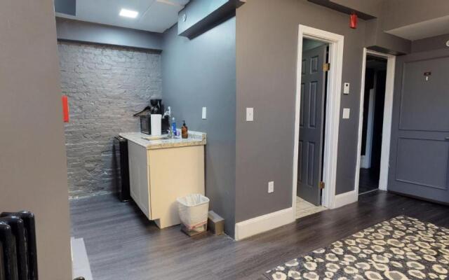 Prices And Location CANNOT Be Beat!! 3-B1