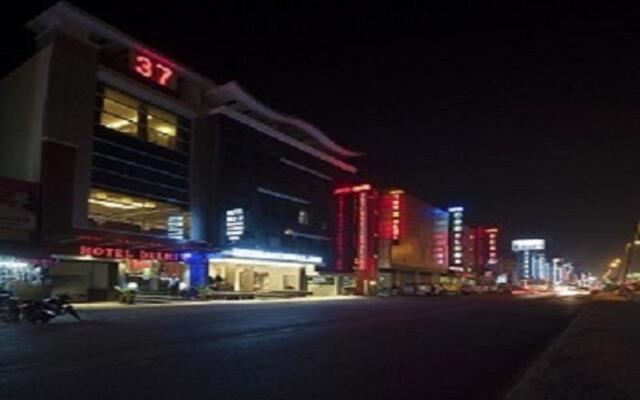 Hotel Delhi 37