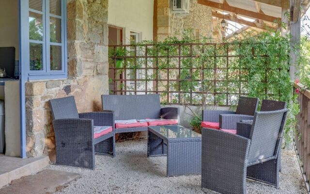 Secluded Holiday Home in Lacapelle-biron With Swimming Pool