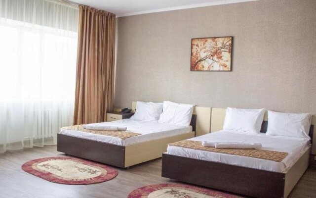 Azamat Hotel