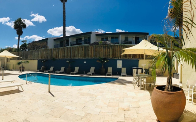 Sea Breeze Luxury Holiday Apartment