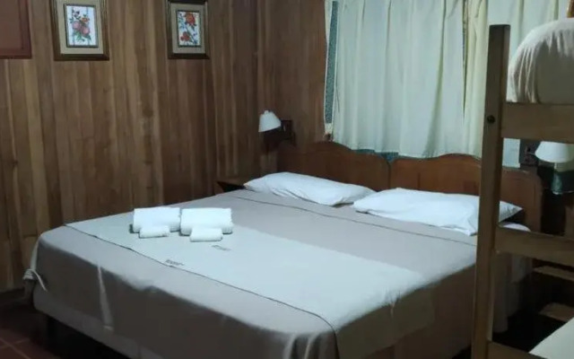 Hotel Cabanas del Parque