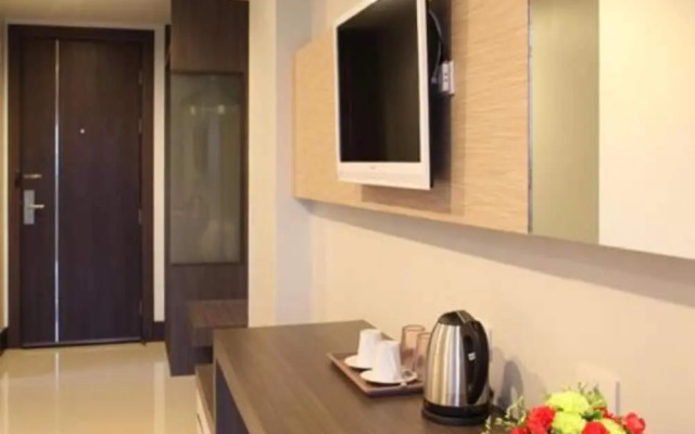 Crystal Suites Suvarnabhumi Airport