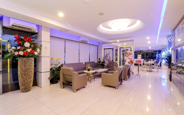 Lovina Inn Hotel Batam