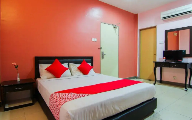 OYO 11343 Hotel Putra Iskandar