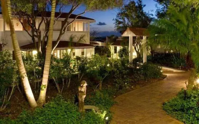 Zenaida Estate