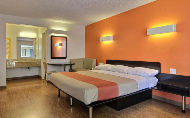 Motel 6-Albuquerque, NM - Coors Road