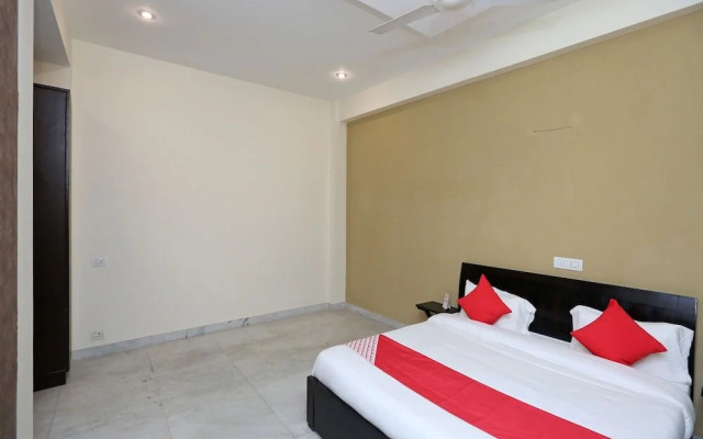 Lakshmi Residency By OYO Rooms