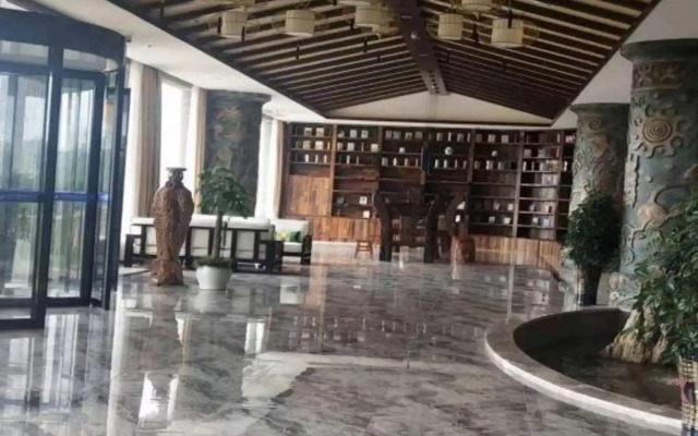 Shenjun Fengqing Hot Spring Hotel