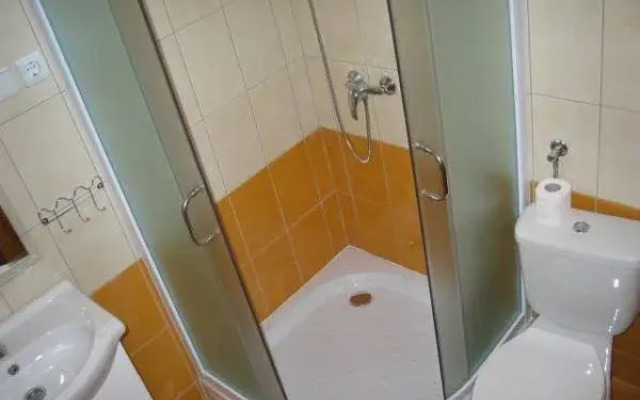 Apartments Sersic Baska
