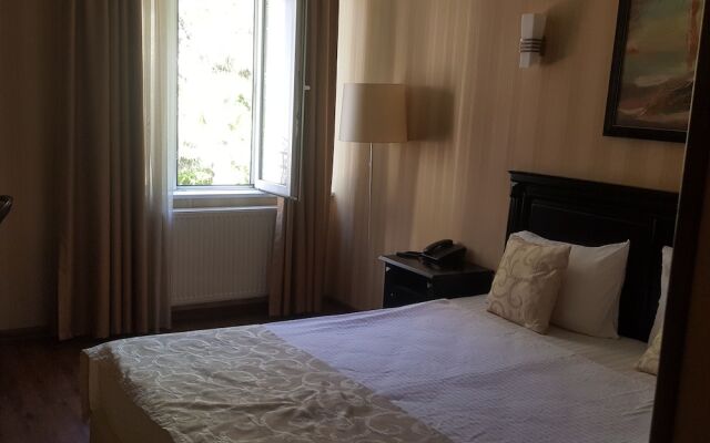 Бутик-отель Garden Vere