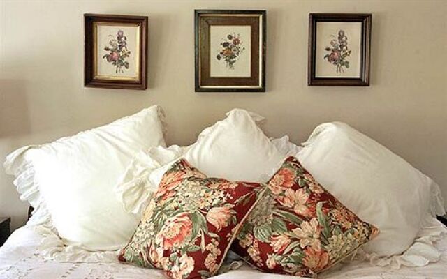 Ruah Bed & Breakfast