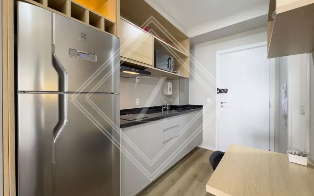 1313 Air Brooklin