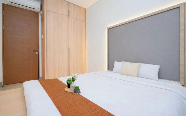 Calm And Restful 1Br At Ciputra World 2 Apartment – Guest Rooms – Jakarta