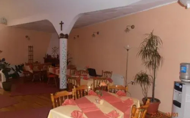 Casa Doma'r - Alina