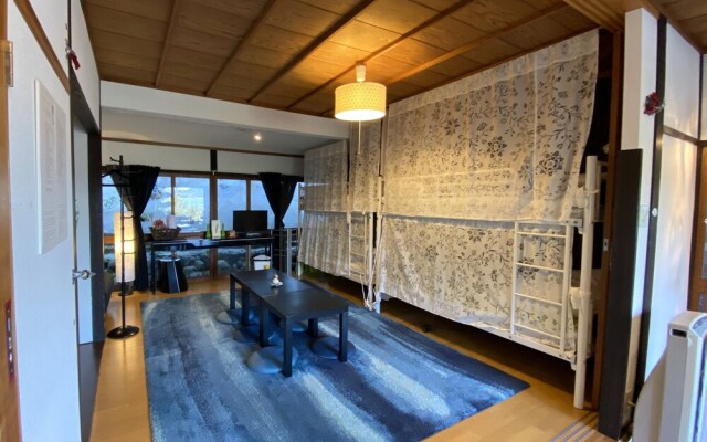 Bamboo Village - Hostel