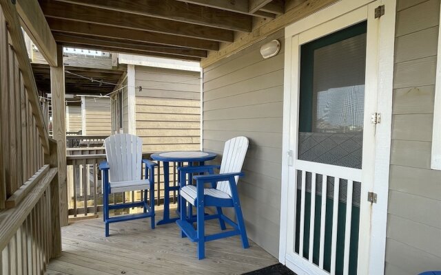 7 Safe Harbor Studio Bedroom Condo by RedAwning