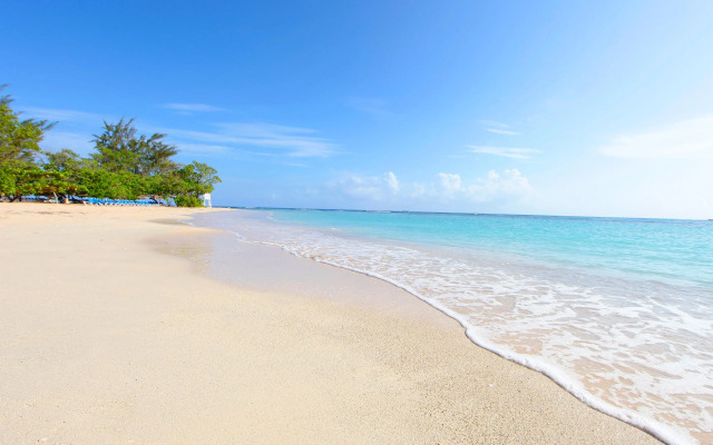 Bahia Principe Luxury Runaway Bay - Adults Only - All Inclusive