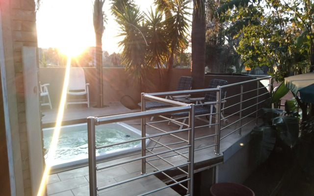 Menlyn Mews Guesthouse