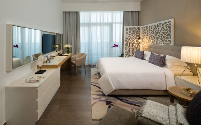 Beach Rotana Residences Hotel