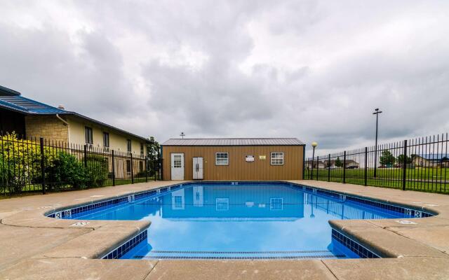 Quality Inn & Suites Winfield