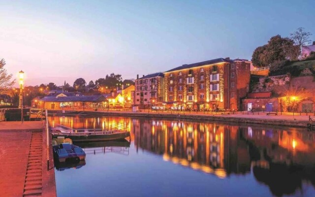 Stunning 2 bed Apartment, in the Heart of Exeter