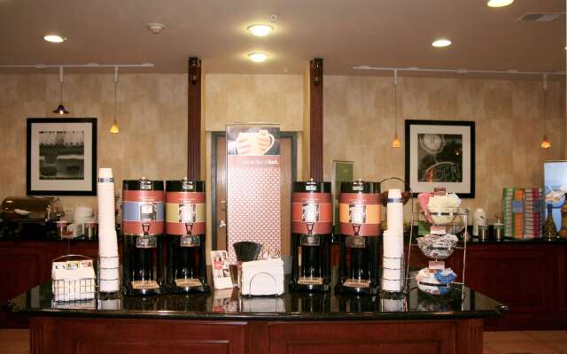 Hampton Inn & Suites Bolingbrook