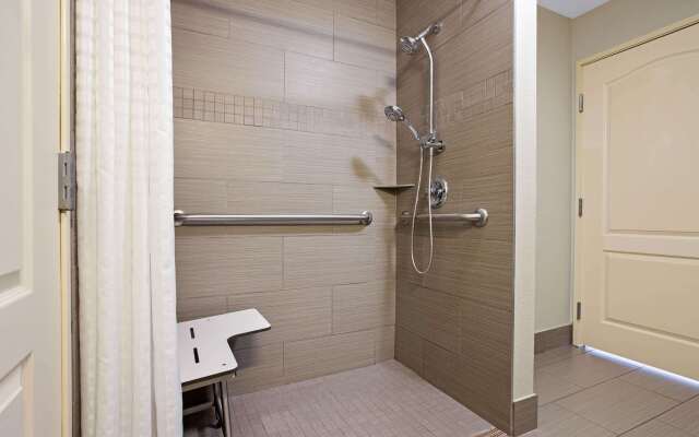 La Quinta Inn & Suites by Wyndham Palestine