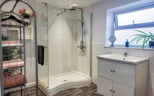 Portway Nook - 1 Bed Studio - Bishopston